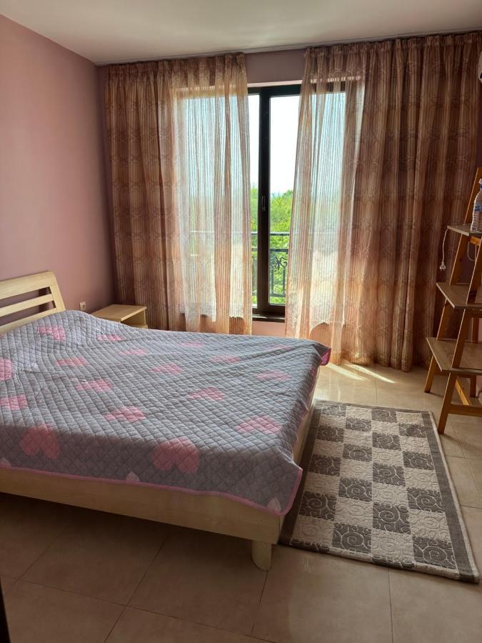 Ferienwohnung U-Dacha Slantschew brjag Exterior foto